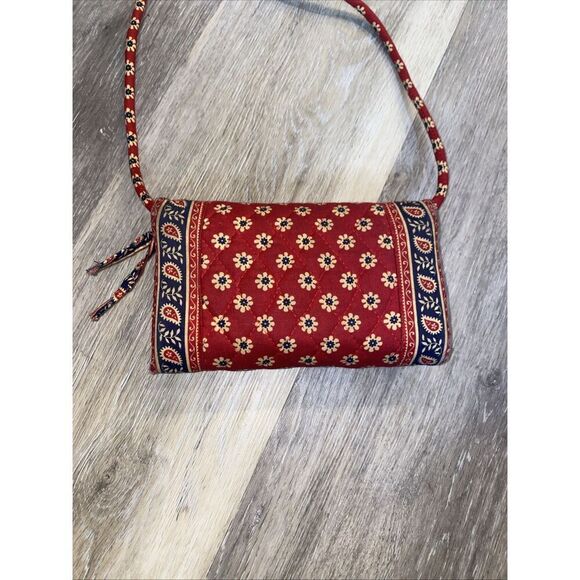 Vera Bradley "Americana Red" Floral/Paisley Wallet Trifold Clutch Crossbody - Picture 6 of 11